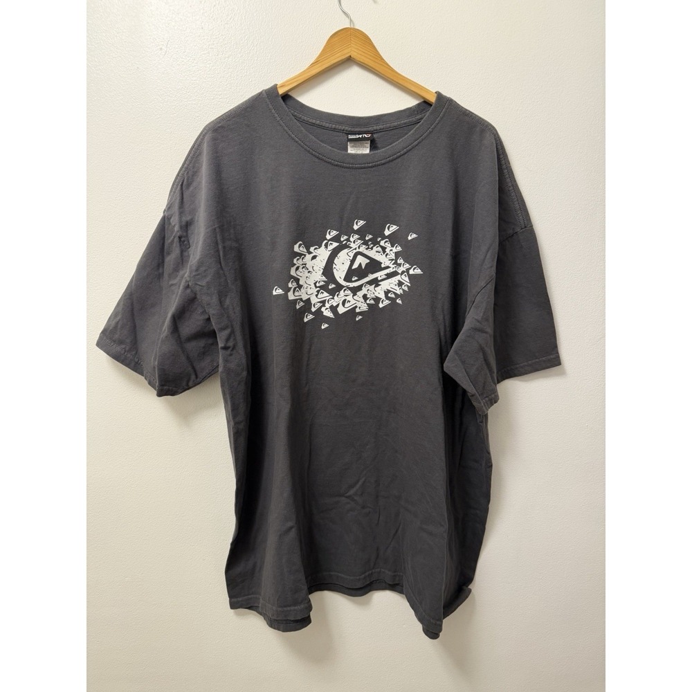 Vintage Y2K Quiksilver Wave Logo Gray T Shirt Men's 2XL Skate Surf Grunge 00s